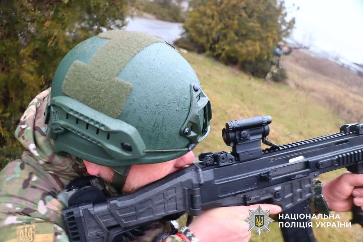 поліція Донеччини показала роботу антидронового підрозділу зі знищення безпілотників