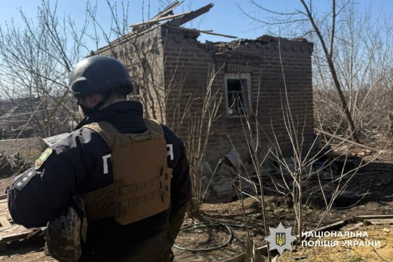 У Костянтинівці поранена одна цивільна людина: якими були наслідки ударів по Донеччині за 15 березня (ЗВЕДЕННЯ)