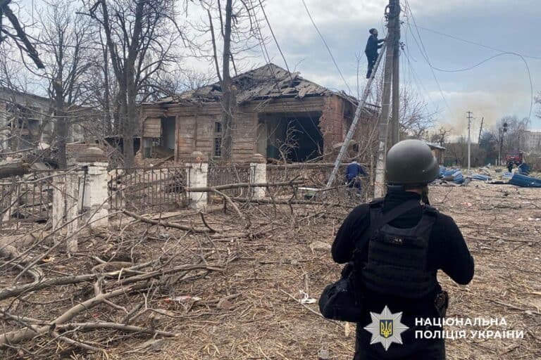 За Добу на Донеччині поранені троє людей, після опівночі — ще троє: як минуло 30 березня в регіоні (ЗВЕДЕННЯ)