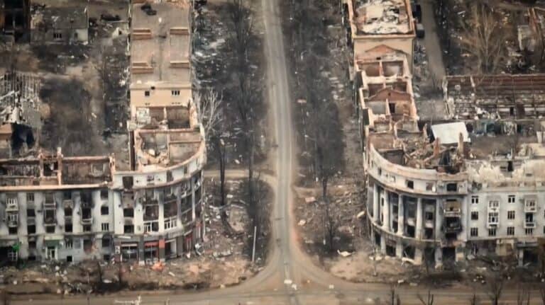 Центр, район “Літака” та “Авангарду”: який вигляд має Бахмут взимку 2026 року з безпілотника