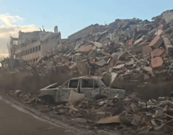 Руїни податкової, виконкому та історичних споруд у центрі: який вигляд мають центральні вулиці Бахмута на початку 2026 року