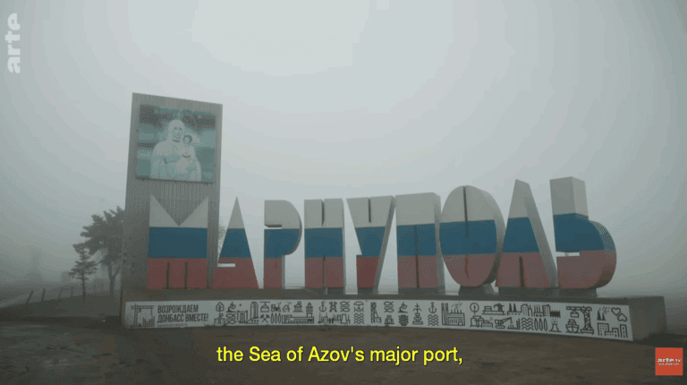Життя в окупації, нові квартири та “перевиховання” школярів: що побачили іноземні журналісти у сучасному Маріуполі