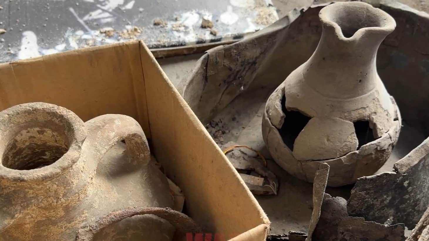 Російські пропагандисти публікують репортаж про евакуацію експонатів Бахмутського музею