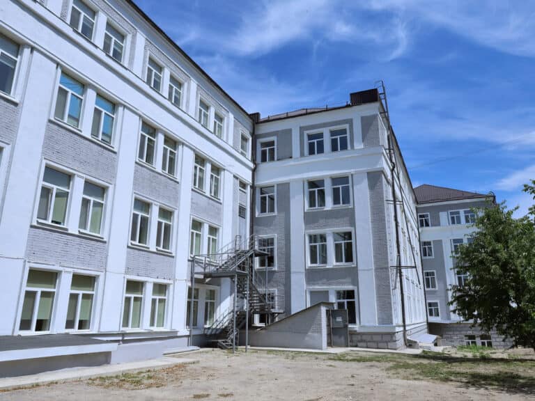 В одному з гуртожитків для маріупольців у Дніпрі планують додатковий ремонт: що відомо