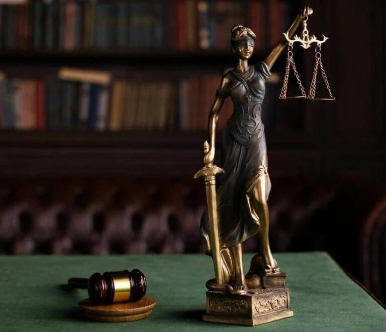 Передавала дані про ЗСУ знайомому, який повʼязаний з Росією: жительку Лимана засудили до 5 років тюрми