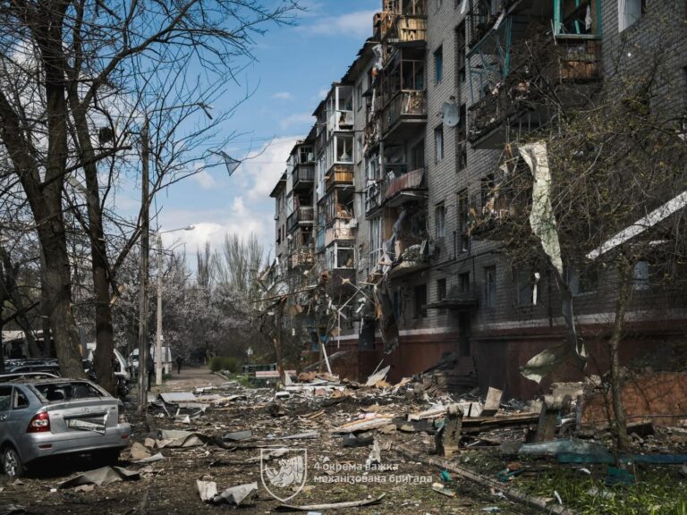 Россияне атаковали Краматорск 13 апреля: есть раненая