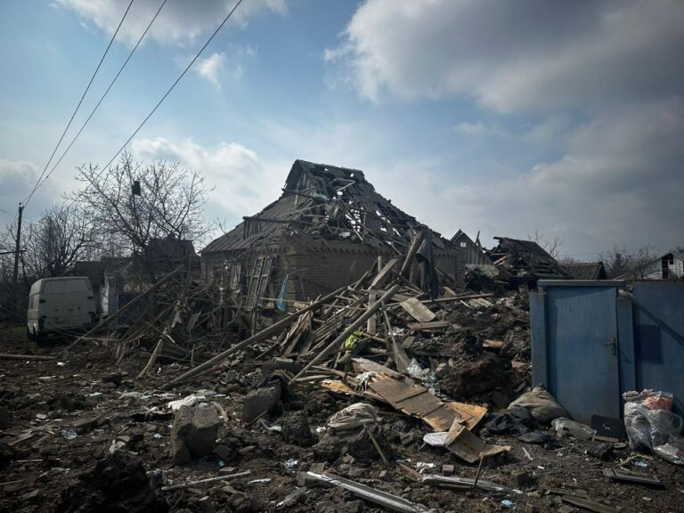 Один человек ранен: 2 апреля оккупанты нанесли пять ударов по Краматорску