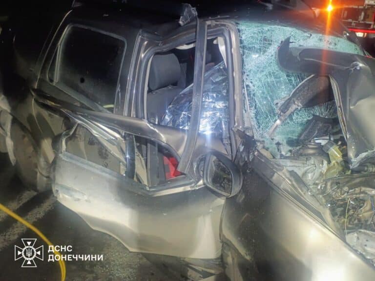 В Краматорске деблокировали погибшего в ДТП: что известно