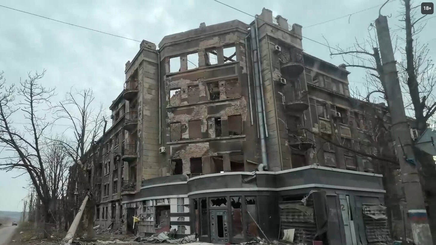 Росіяни переміщують вцілілі експонати Бахмутського краєзнавчого музею до Донецька