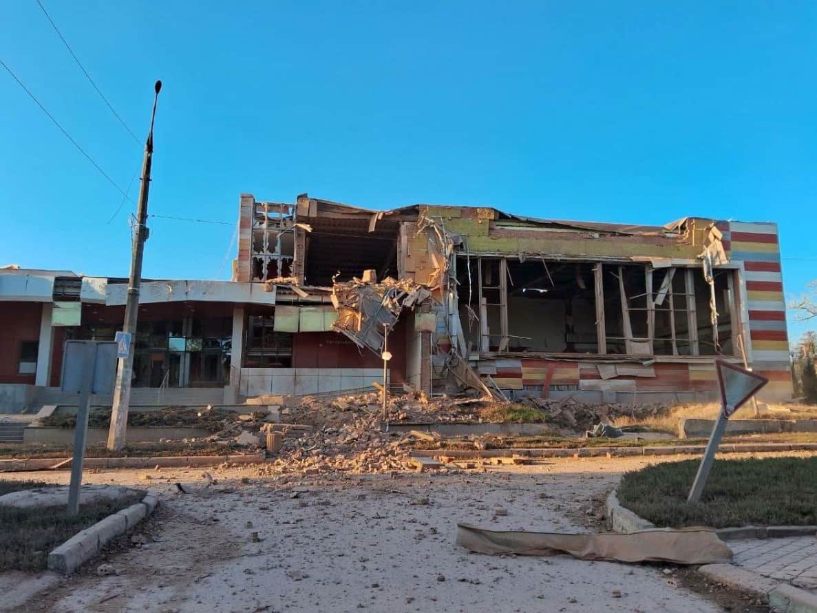 удар FPV-дроном по багатоповерхівці у Дружківці пошкодження житлового будинку