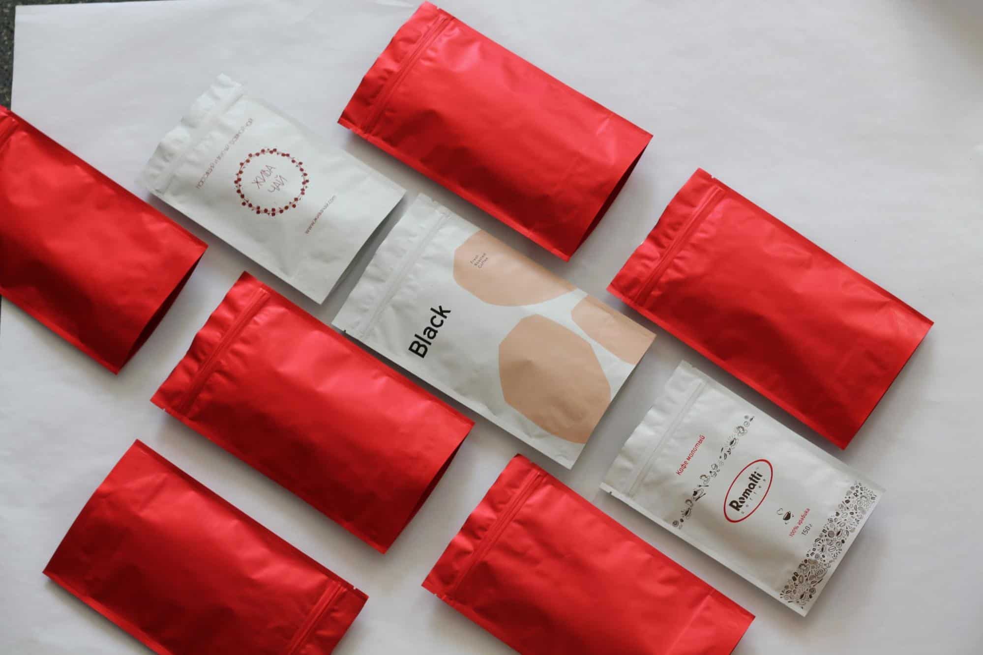 Пакування з логотипом