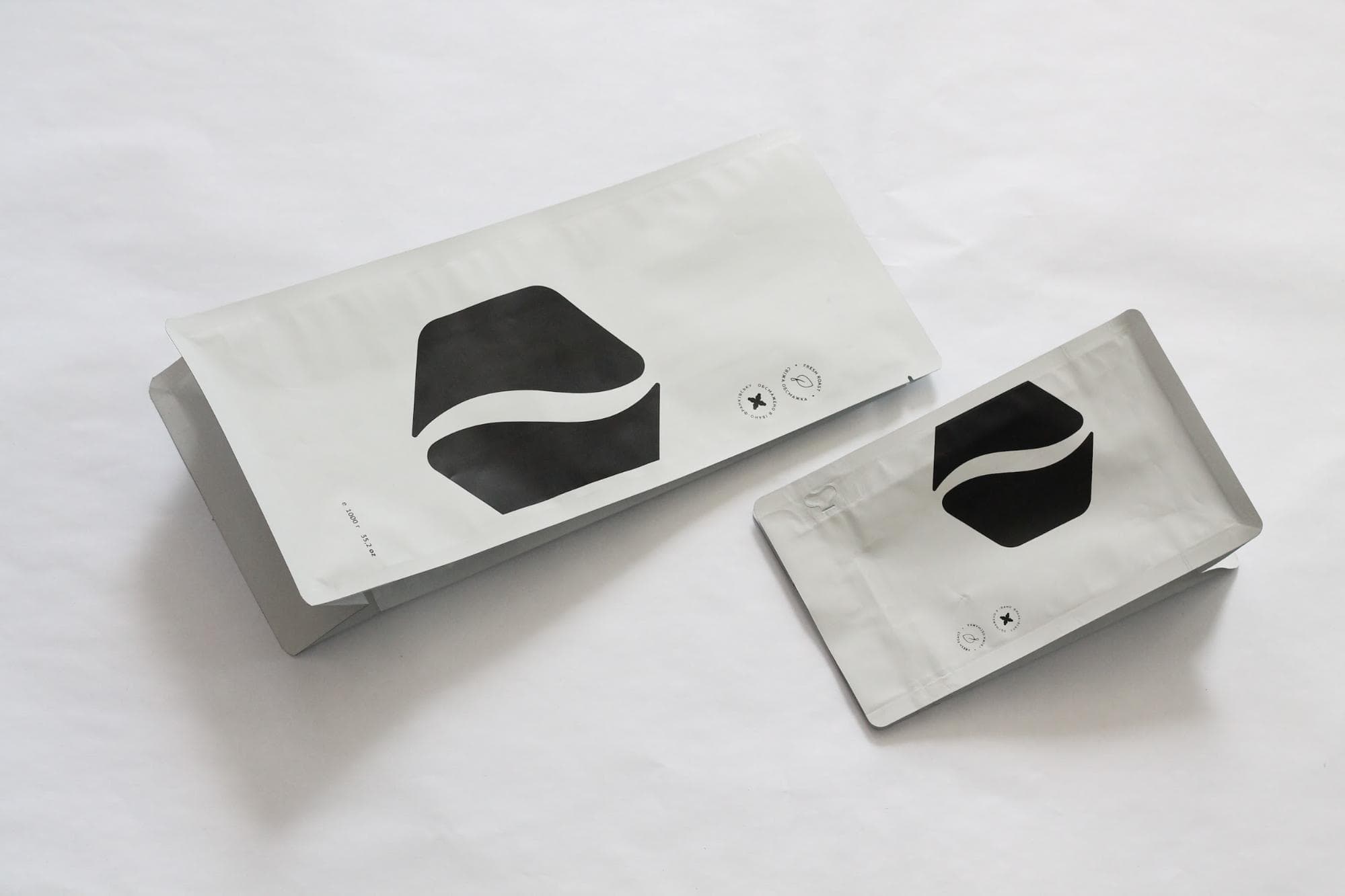 Пакування з логотипом