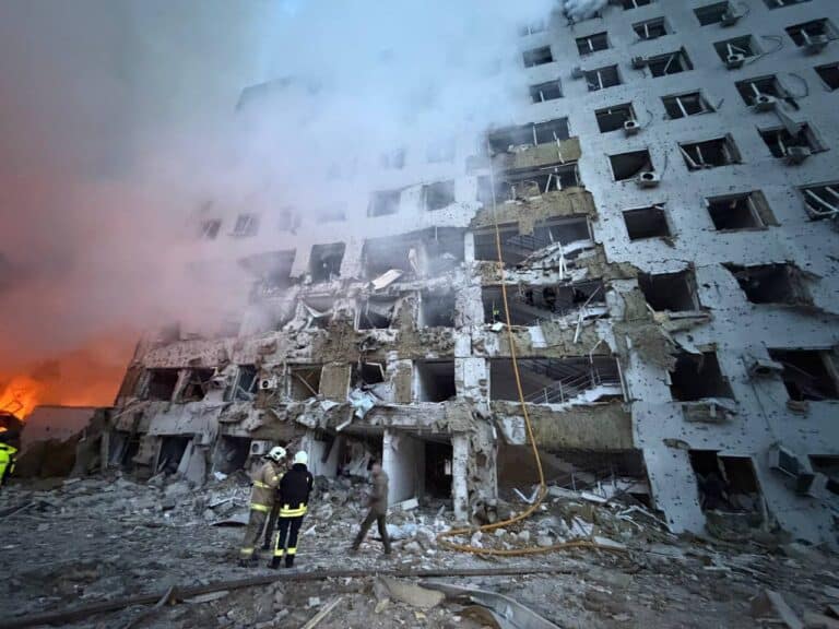 Вночі росіяни масовано атакували Україну: загинули щонайменше 15 людей, поранена — 101