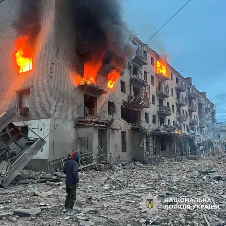 Шестеро гражданских жителей Донетчины за сутки получили ранения, среди них — ребенок: как прошло 15 апреля в регионе (СВОДКА)