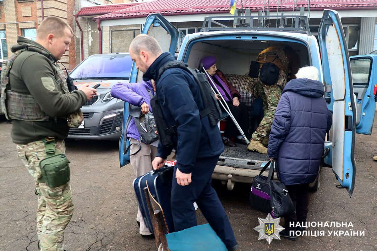 "Пройшли вже шість кіл пекла": з Дружківки евакуювали ще шістьох людей