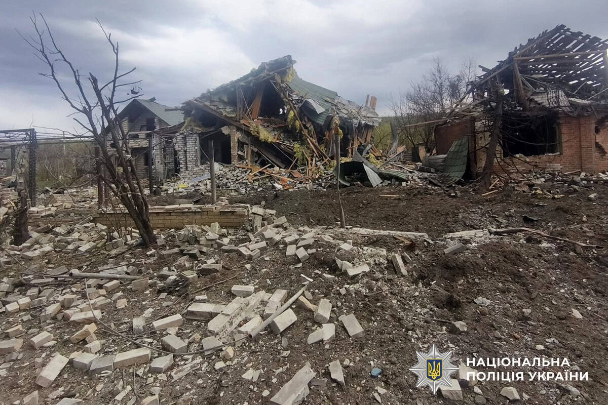 Російські війська атакували Донеччину дронами та авіабомбами: загибель цивільної особи та руйнування інфраструктури