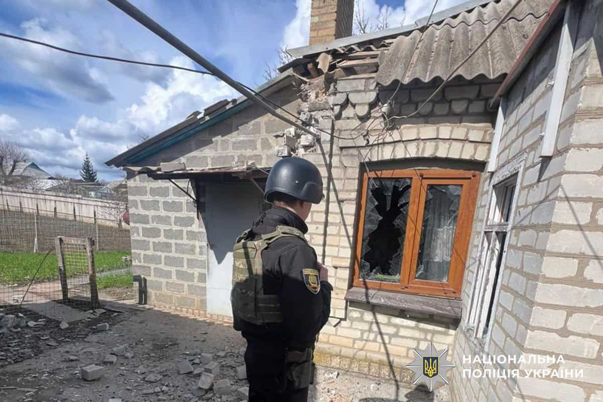 поранені цивільні у Дружківці після обстрілу Донеччини 9 квітня пошкоджені будинки та наслідки атаки