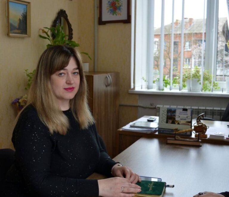Прямая линия с управляющей делами исполкома Бахмута Юлией Литвиновой пройдет 23 апреля: как попасть