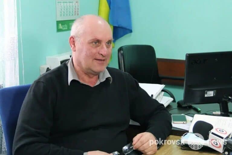 Начальник Удачненської ВА Валерій Дугельний придбав будинок у Чернівецькій області за 2,2 млн грн: яка в нього зарплата