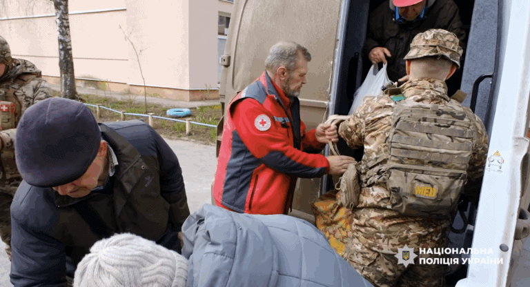 Понад 16 тисяч мешканців Донеччини виїхали з регіону за квітень, — ДонОДА