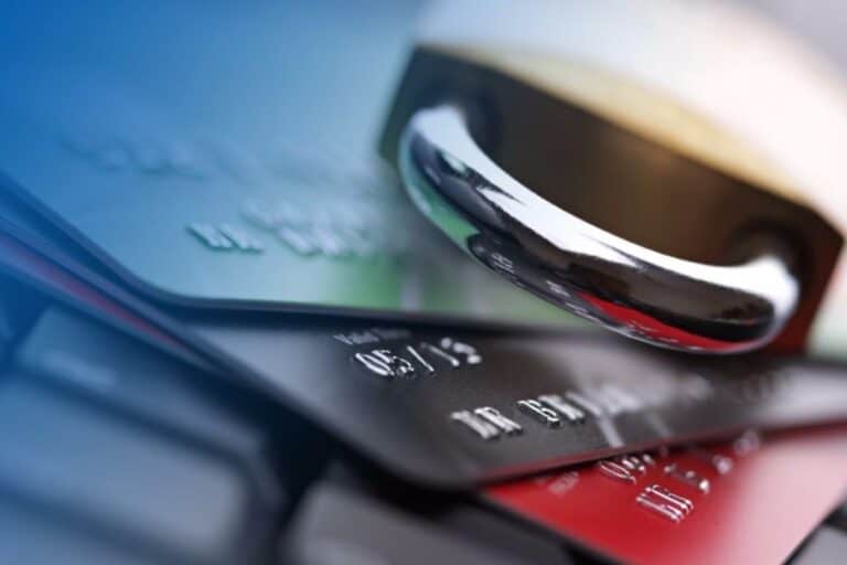 Що робити в разі арешту рахунків під час війни