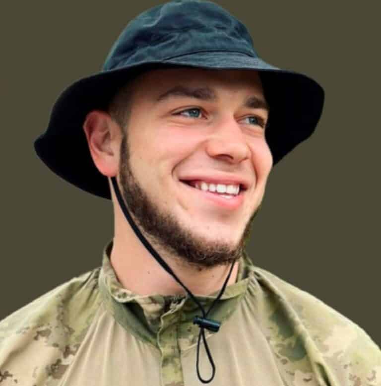 Хотел освободить родную Донетчину: почтим правоохранителя и защитника из Бахмута Александра Батурина
