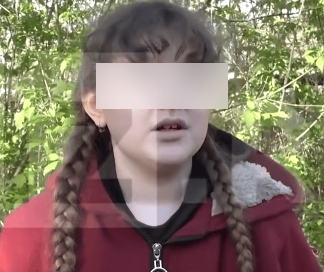 Росіяни показали нібито батька та двох його доньок, яких вивезли з Родинського