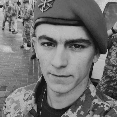 «Он очень гордился тем, что служит в армии»: вспомним морпеха Андрея Гребу, погибшего при обороне Мариуполя