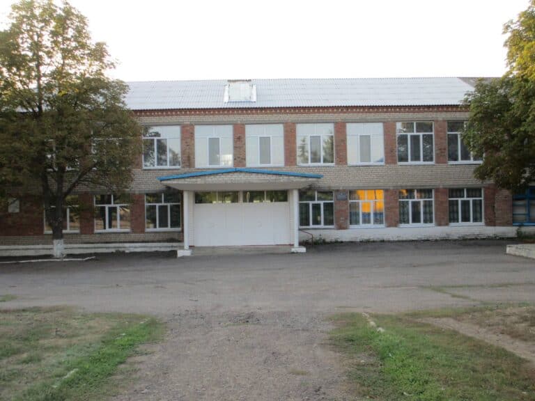 В Звановской громаде планируют закрыть Переезнянскую школу и собирают мнения местных жителей: как принять участие