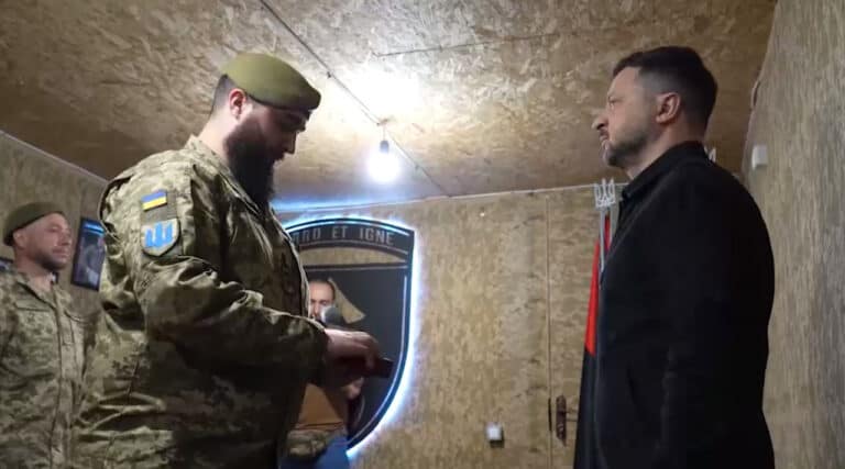 Росіяни продовжують інтенсивні штурми на Олександрівському напрямку, — Зеленський