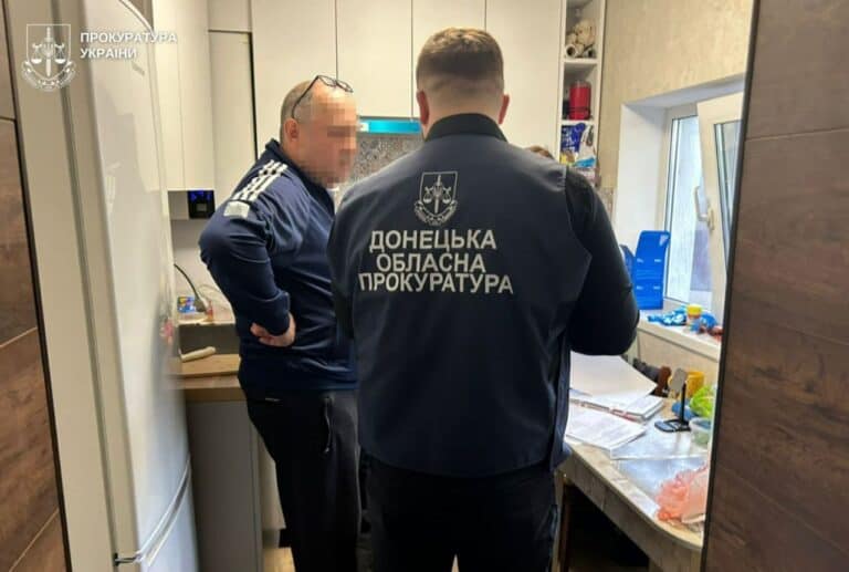 Бывшего чиновника из Мирнограда подозревают в растрате 1,7 млн грн на фиктивный ремонт трактора (детали)
