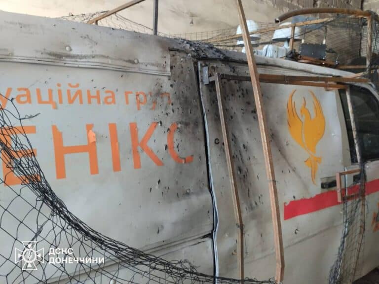 Россияне обстреляли спасателей в Дружковке — один человек ранен