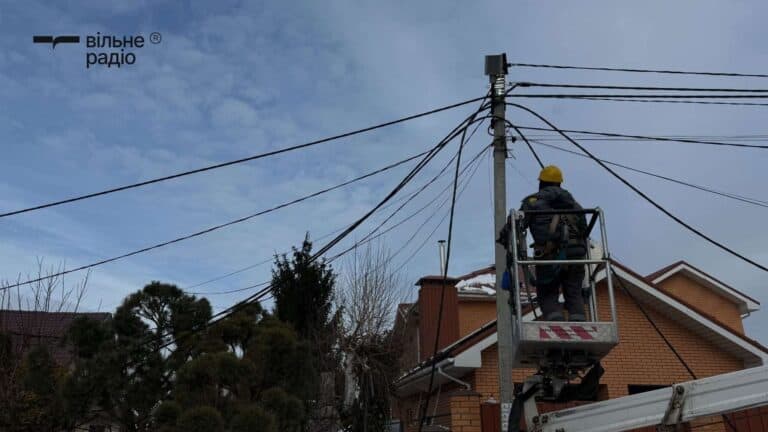 У Краматорській громаді аварійно знеструмили Ясногірку та частину Соцміста