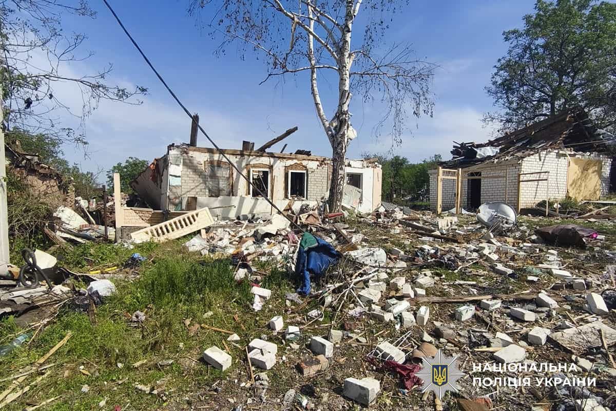 пошкоджені будинки та цивільна інфраструктура у Краматорську після російських ударів авіабомбами та дронами 20 травня 2026 року