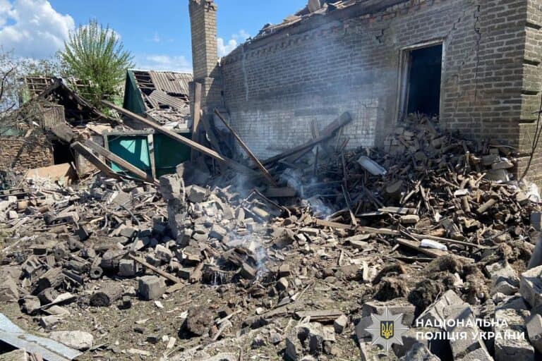 Из-за обстрелов на Донетчине за сутки погиб один человек, ранены еще четверо: как прошло 12 мая в регионе (СВОДКА)