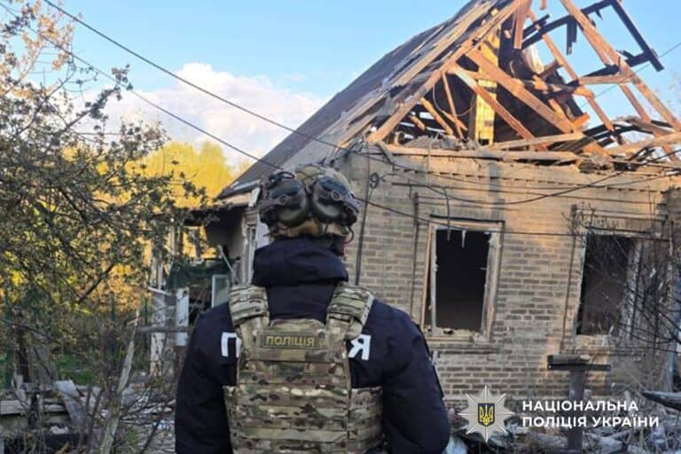 Росіяни атакували щонайменше сім населених пунктів на Донеччині: як минула доба в регіоні (ЗВЕДЕННЯ)
