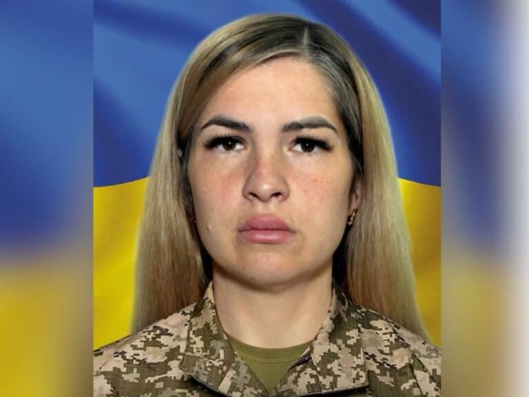 Рятувала побратимів на рідній Донеччині: згадаймо бойову медикиню з Курахового Олена Русанову, яка загинула на фронті