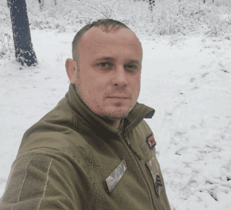 Пішов захищати родину з першого дня відкритої війни: згадаймо захисника Івана Мєзєнєва з Черкащини