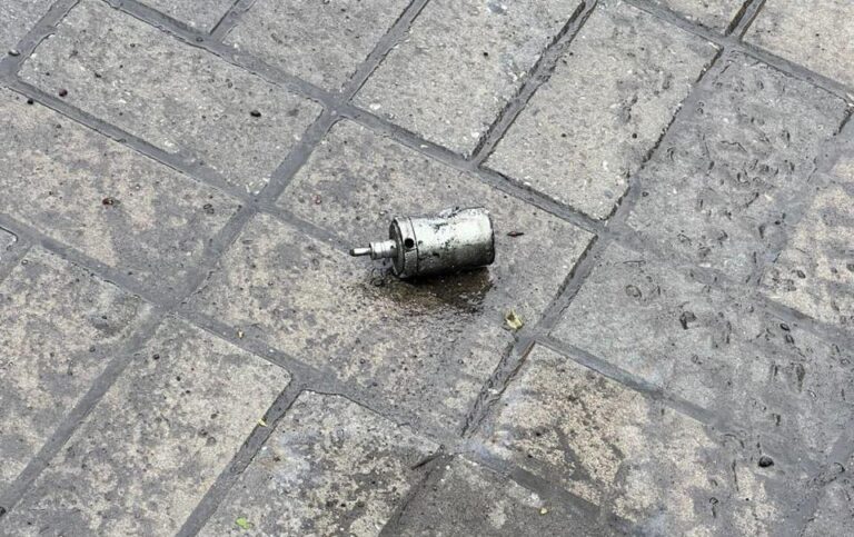В Славянске парень лишился пальцев из-за взрывчатки