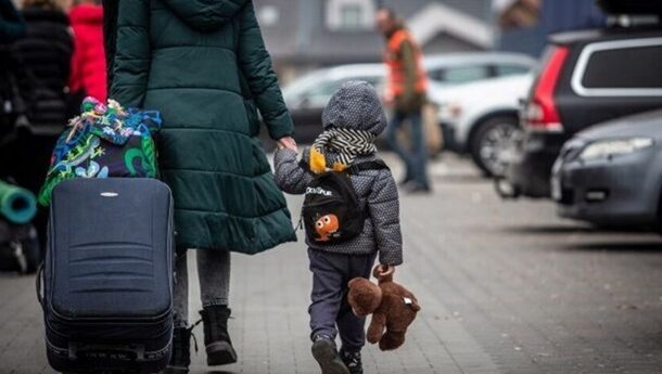 1,5 мільйона людей не вдома: де жили і куди приїжджають переселенці з Донеччини від початку російської агресії
