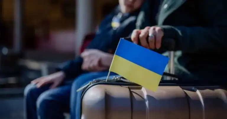 Більш як 5,7 млн українців виїхали за кордон з 2022-го, — омбудсман з прав людини