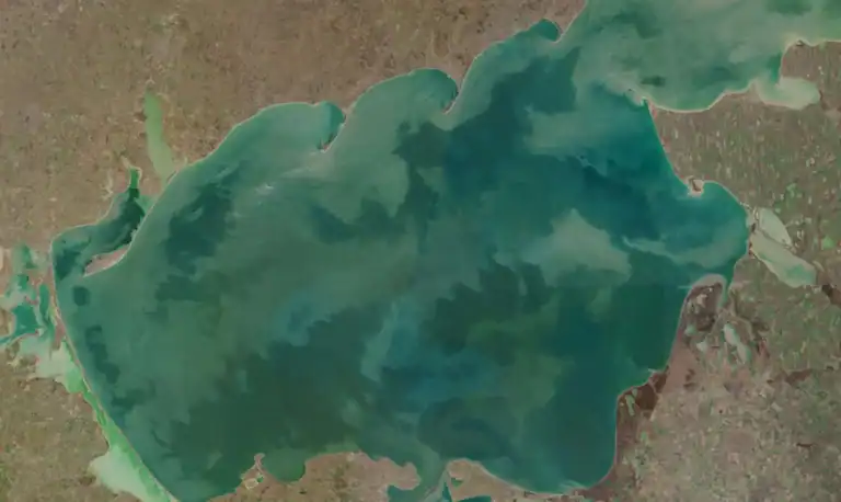 Арбітражний трибунал ООН відхилив претензії Росії на Азовське море й Керченську протоку (деталі)