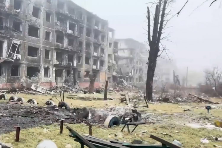 Російські окупанти накопичують операторів БПЛА у Покровську та Мирнограді і намагаються закріпитися у місті: яка тут ситуація