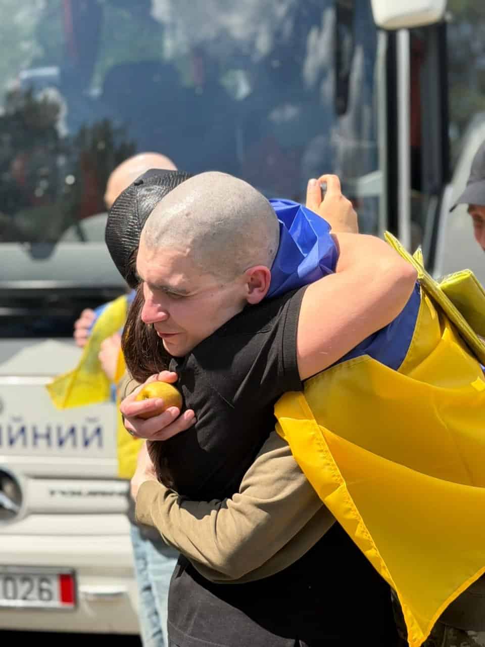 Україна повернула з полону 185 захисників і одного цивільного під час нового обміну з Росією