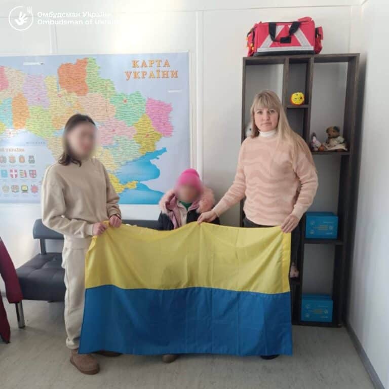 З окупації та Росії повернули ще 60 українців, серед них — важкохворі та родина військовополоненого