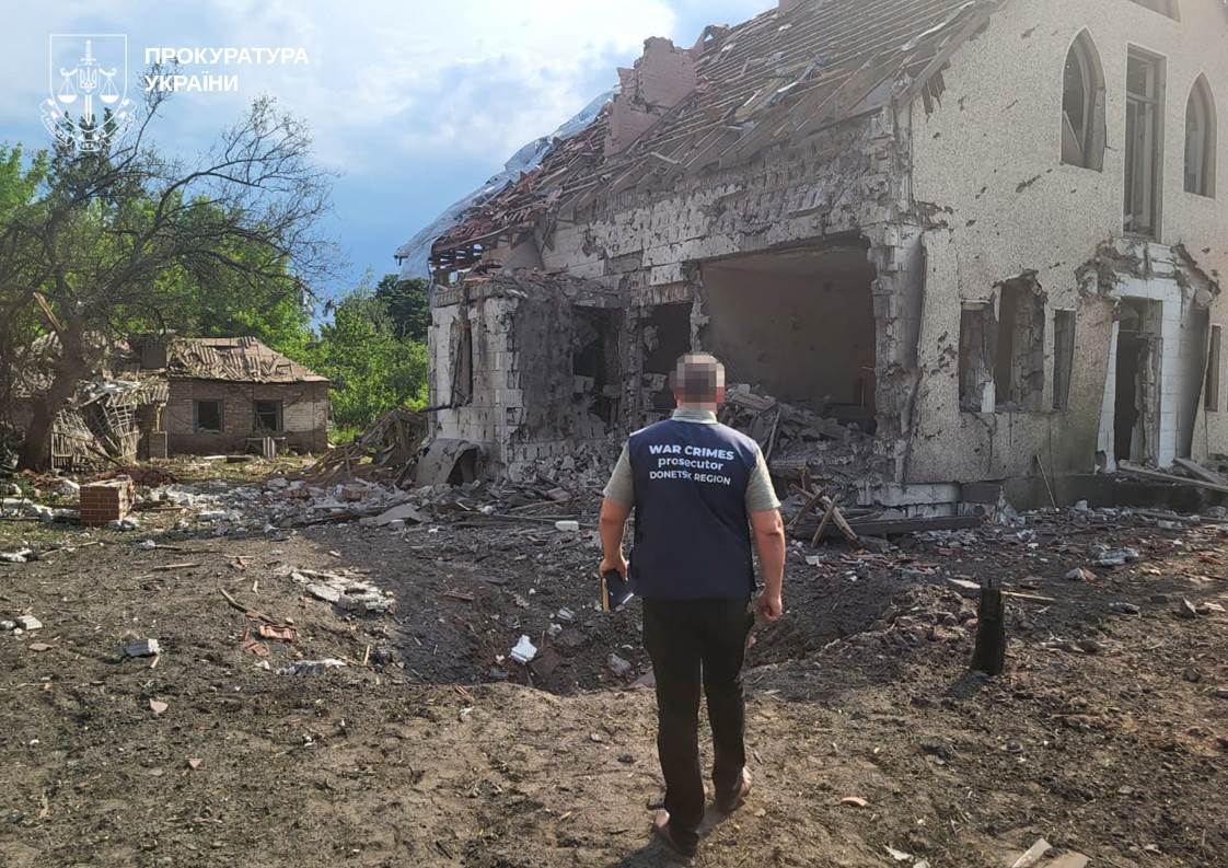 Російські війська атакували Словʼянськ 8 червня: є поранені