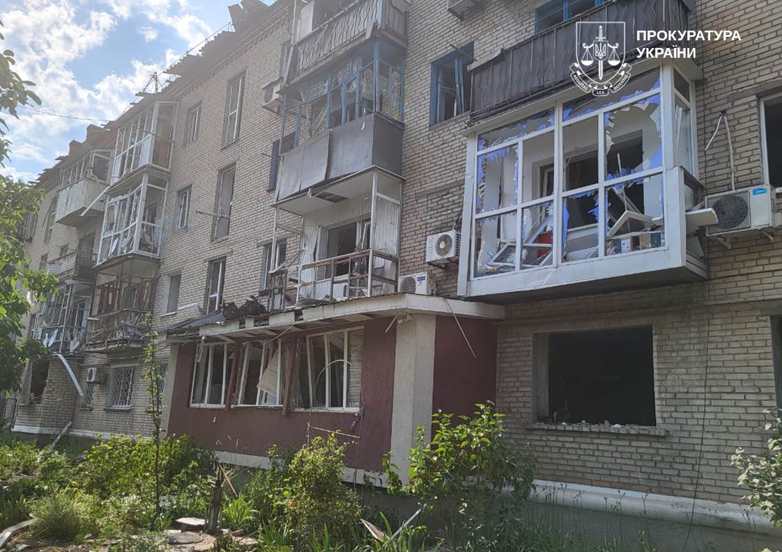 Російські війська атакували Словʼянськ 8 червня: є поранені