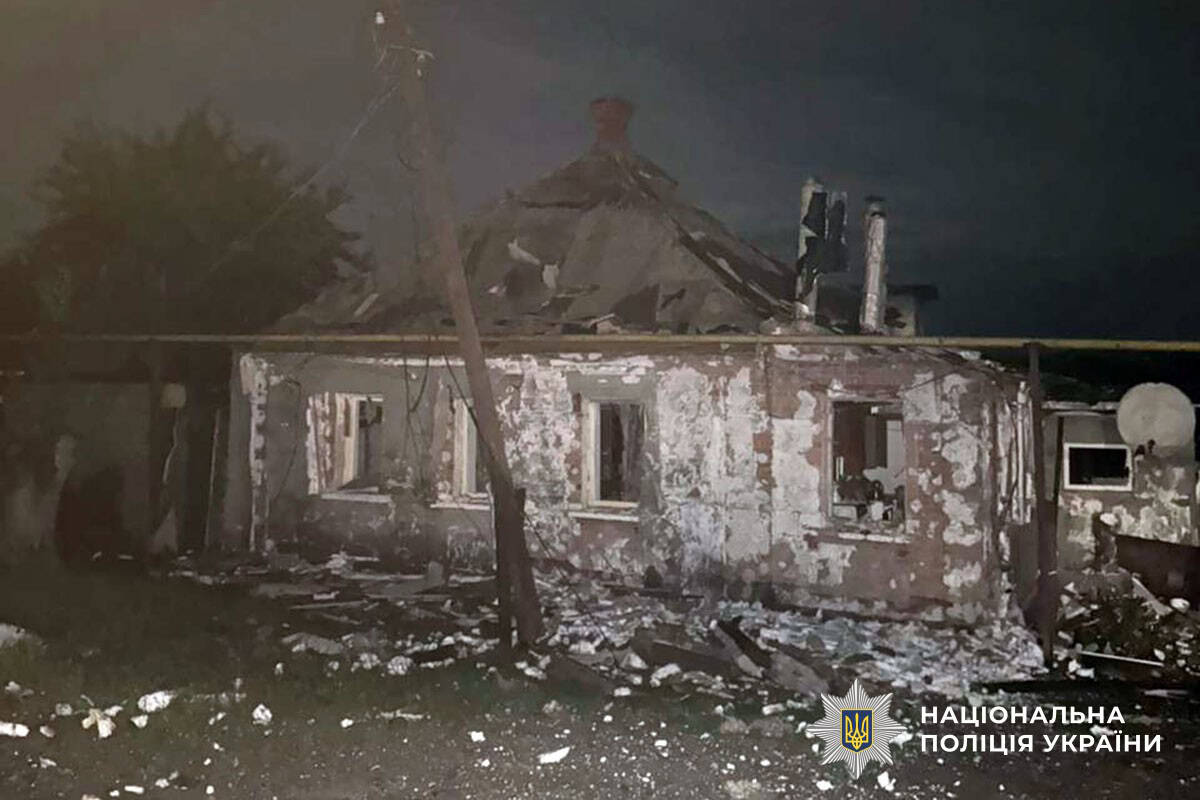 Наслідки російського удару по Слов’янську: пошкоджені будинки, АЗС та цивільний транспорт