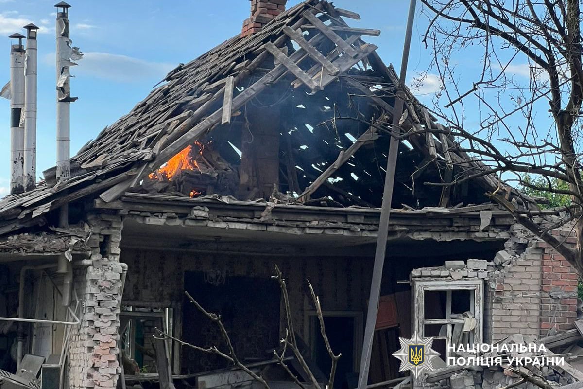 Поврежденные многоэтажки и частные дома в Краматорске после массированных российских ударов