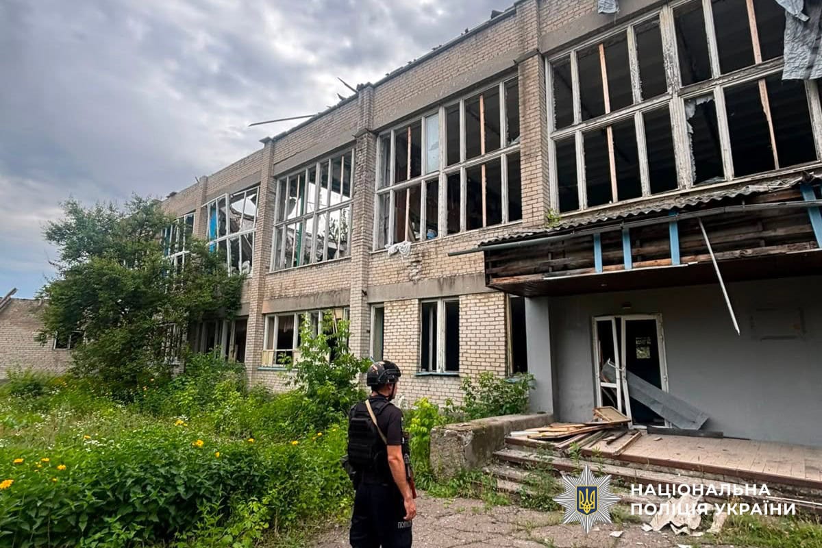 Зруйновані приватні та багатоквартирні будинки після обстрілу Краматорська 18 червня